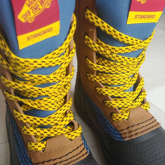 VANS NEW Standard Snow MTE Boots - Picture 6 of 12